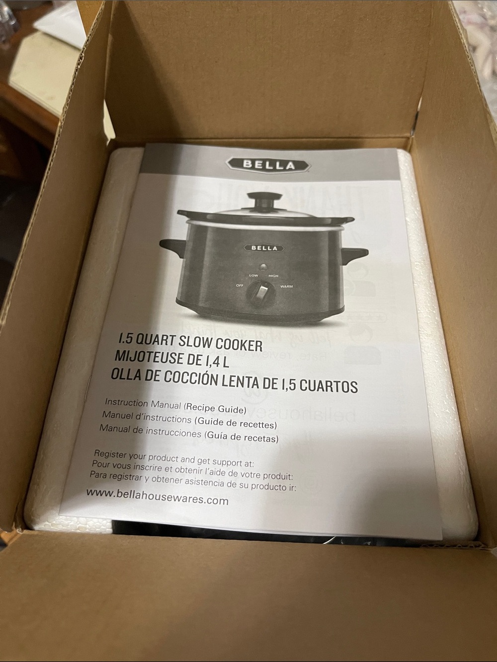 Abella Red and Black 1.5 Quart Slow Cooker - Picture 5 of 6